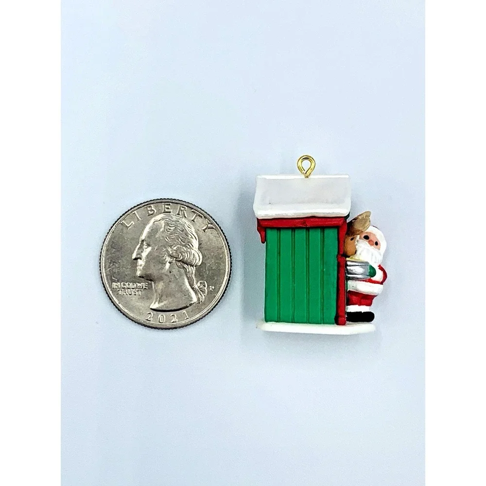 Hallmark Keepsake Miniature Feeding Time With Movement 1992 Holiday Ornament‎